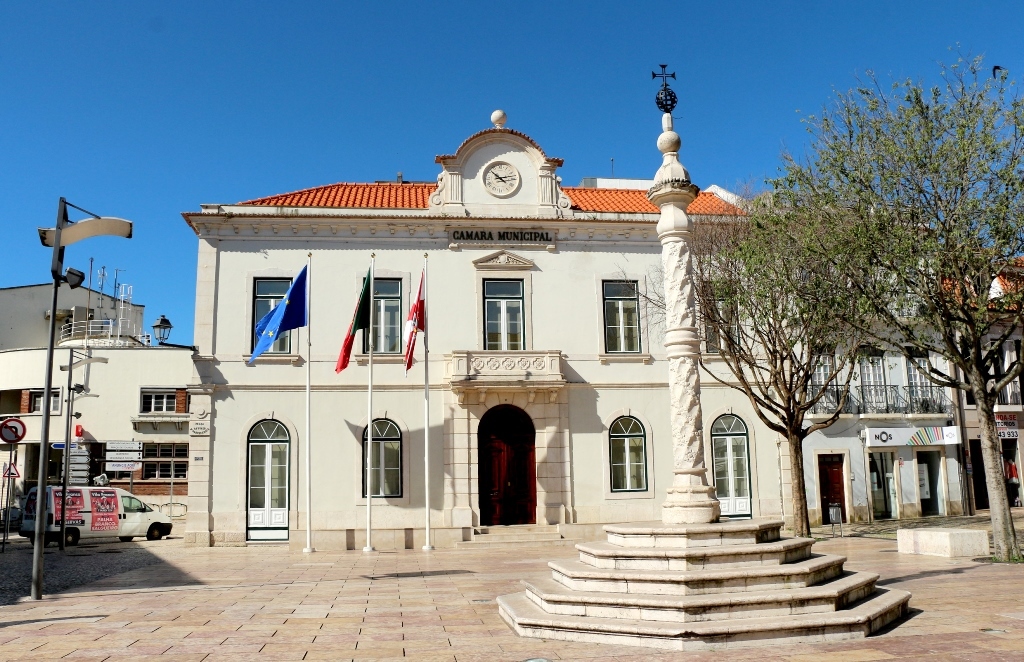 C mara Municipal De Vila Franca De Xira Recebe Men o Honrosa Da Liga 