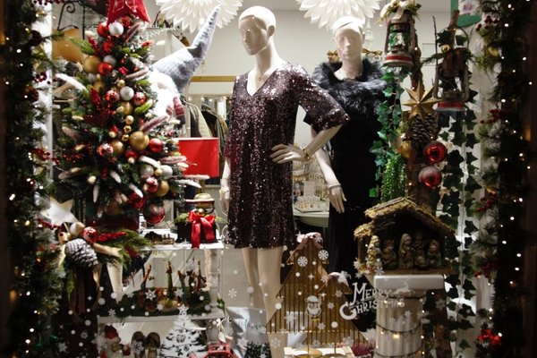 Silhouette Concept Store