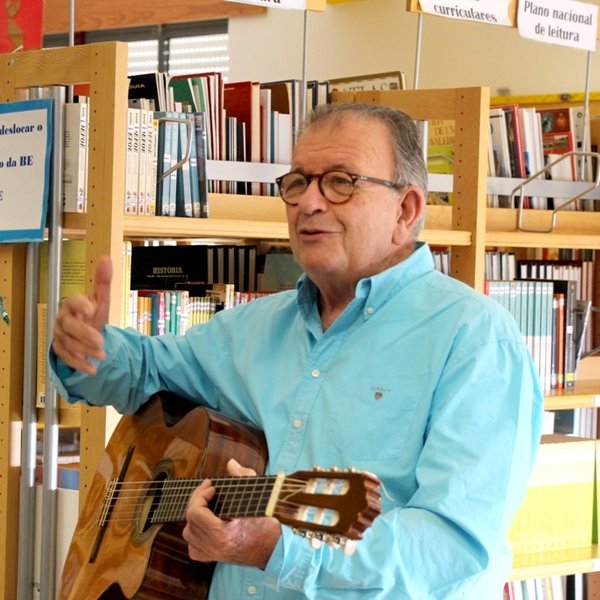 Encontro de jovens para “Conversas de Abril com Carlos Alberto Moniz”, na Escola EB 1, 2, 3 do Bo...