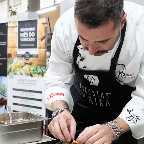 Showcooking Escabeche de Coelho - Mercado Forte da Casa