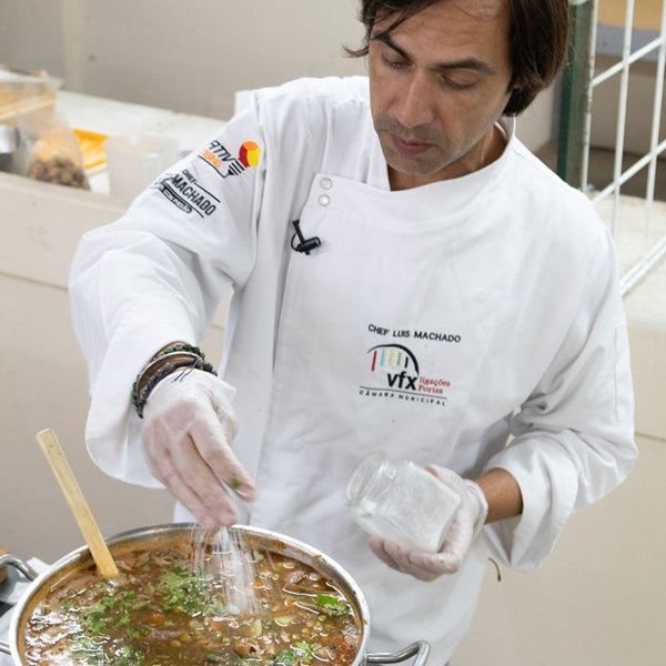 Showcooking Coelho Estufado com Ervilhas - Mercado de Alverca