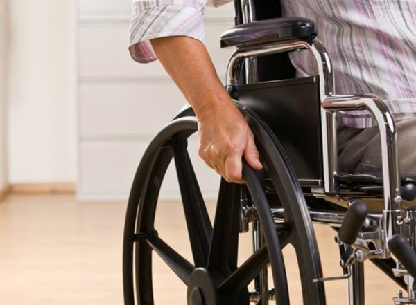 cadeira-de-rodas_deficientes