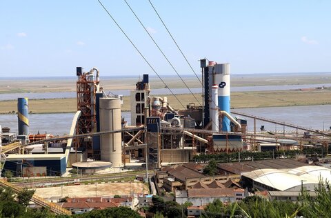 camara_municipal_acompanha_avaria_em_forno_da_cimpor