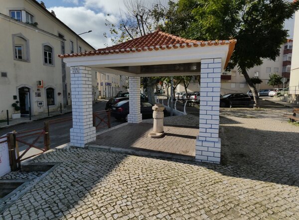 castanheira___marco_fontanario_da_rua_joao_baptista_correia_001