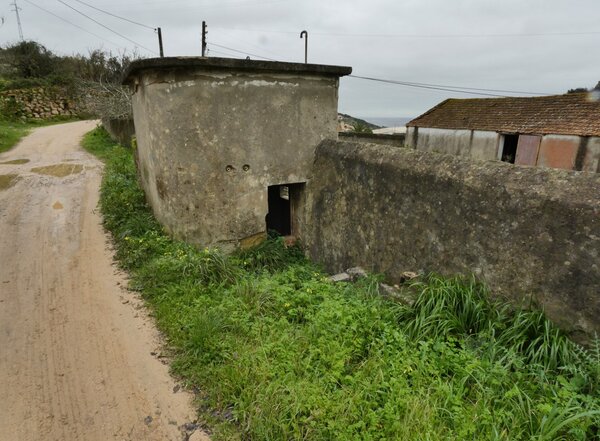 vila_franca_de_xira___a_dos_bispos___bomba_de_jarro_e_casa_da_mina_001