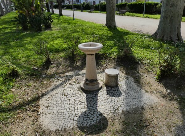 vila_franca_de_xira___bebedouro_do_coreto_do_jardim_palha_blanco_001