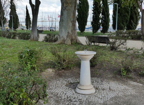 vila_franca_de_xira___bebedouro_sul_do_jardim_palha_blanco_002