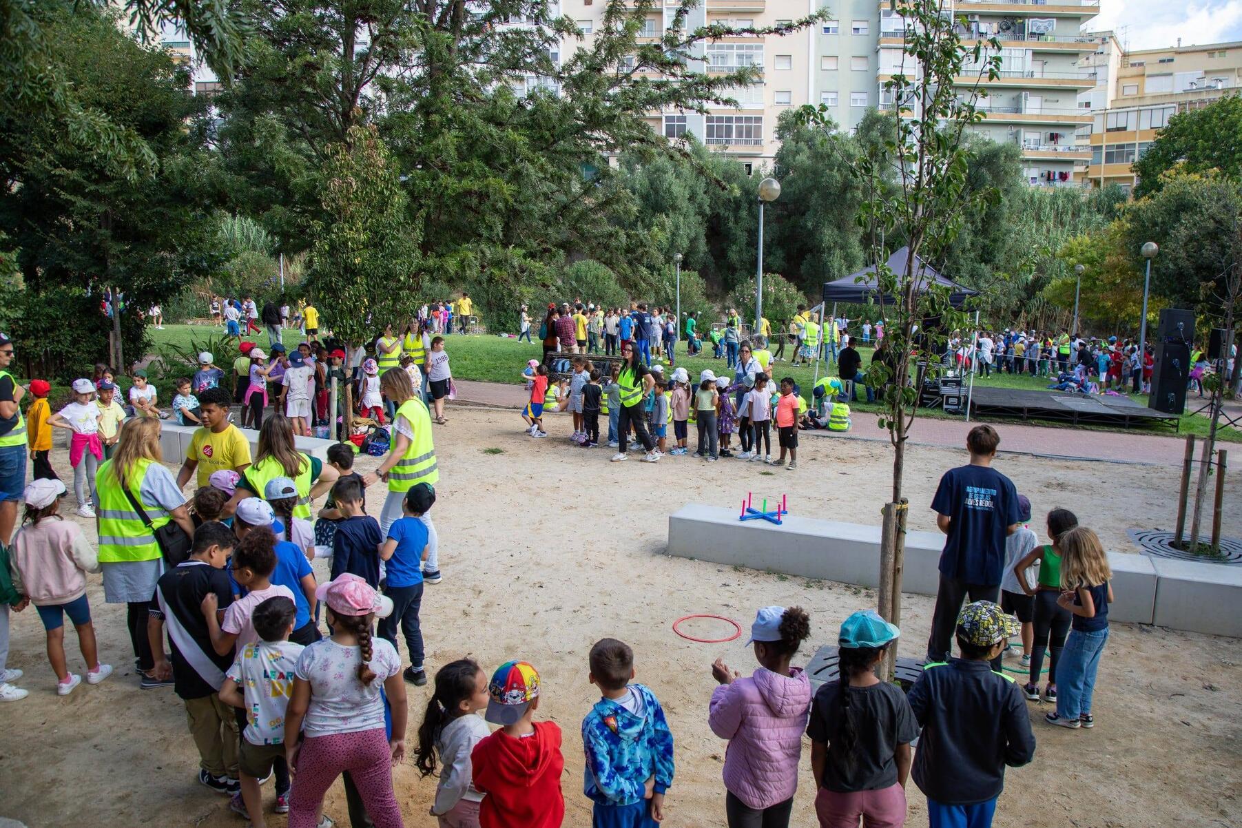 27 set. -  DIA DO DESPORTO NA ESCOLA - Maior Aula de Educação Física do Mundo