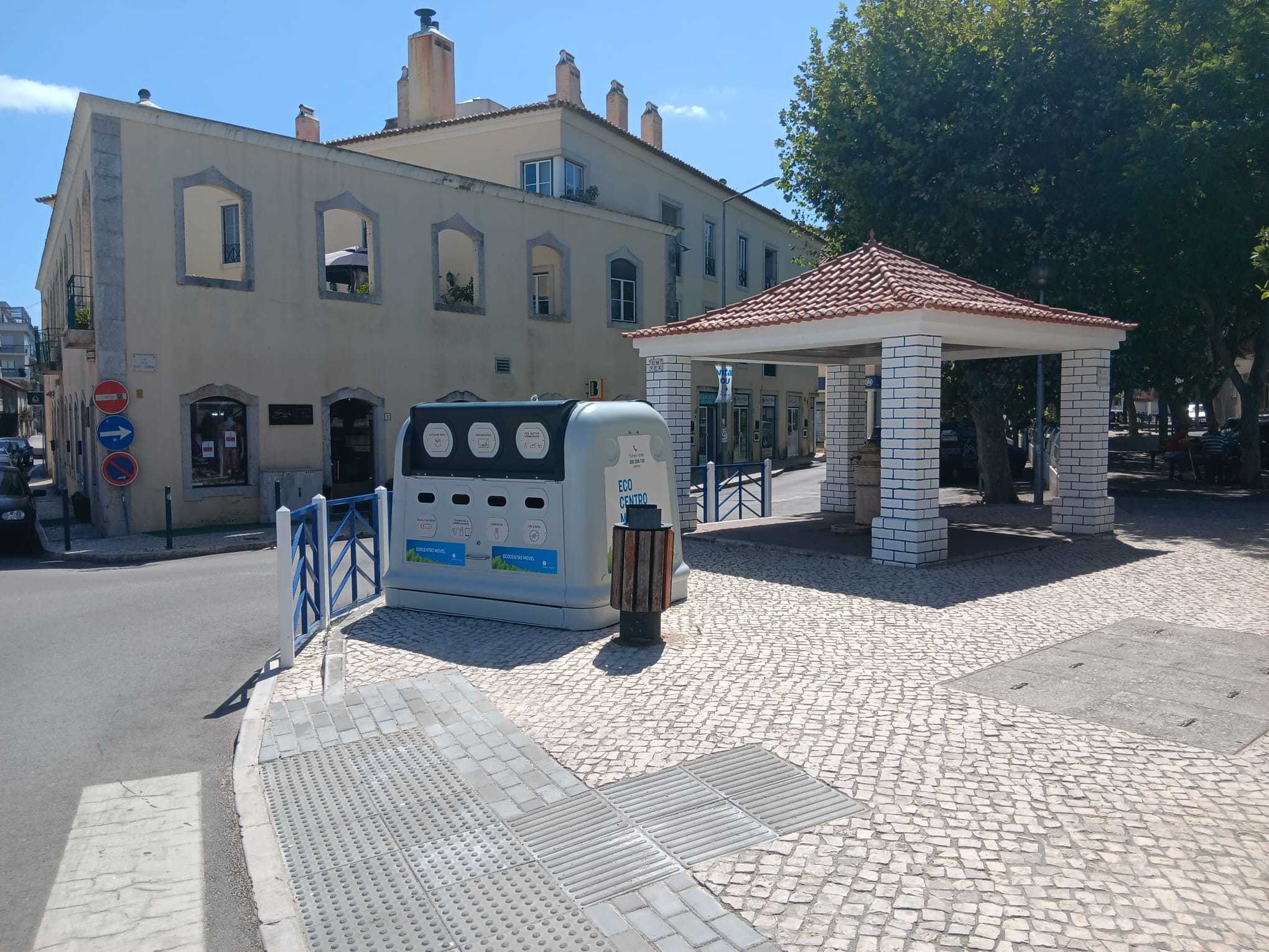 Castanheira do Ribatejo, cruzamento da Rua Palha Blanco com a Rua João Baptista Correia