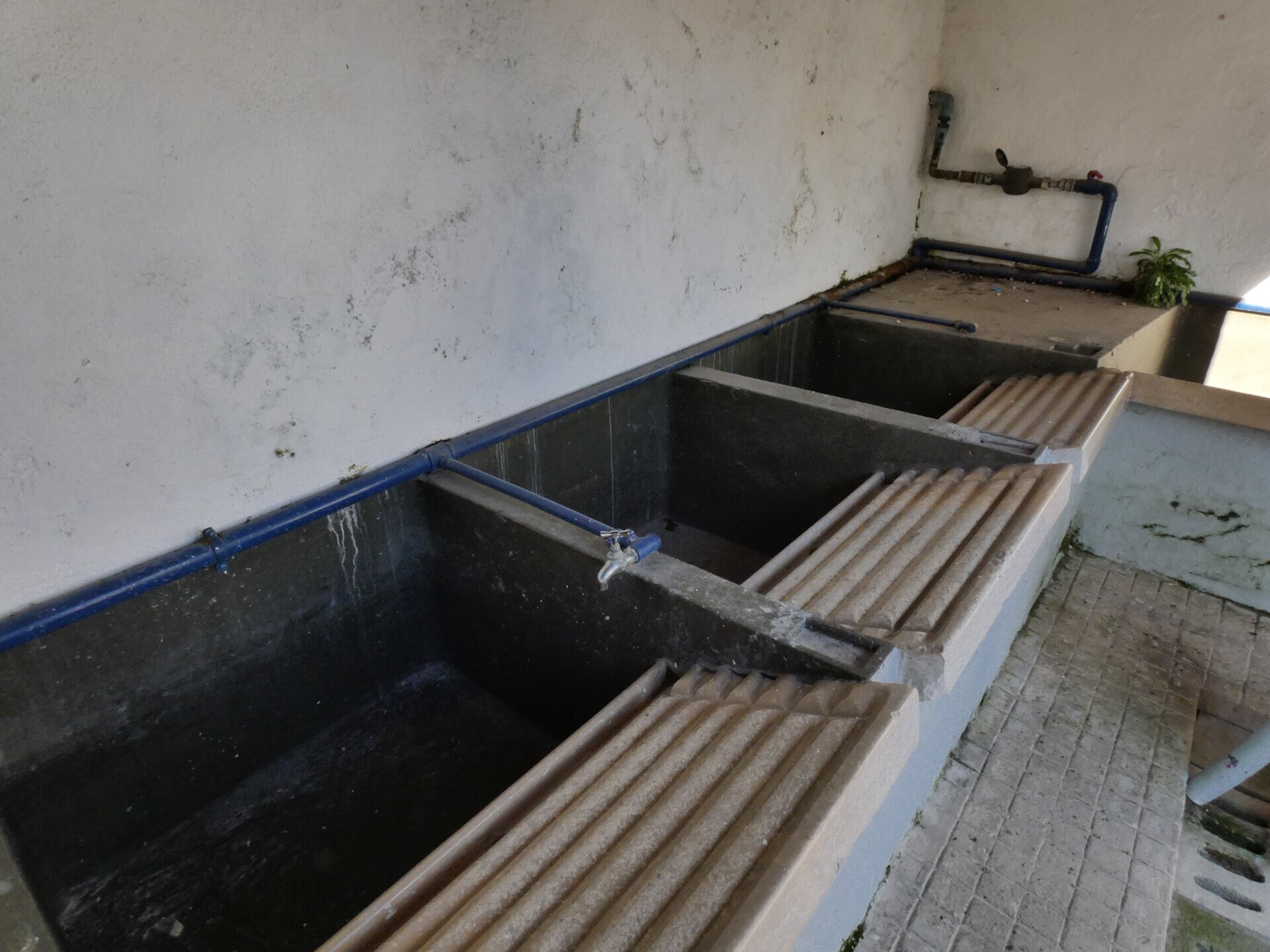 alverca___a_dos_potes___lavadouro_de_a_dos_potes_002