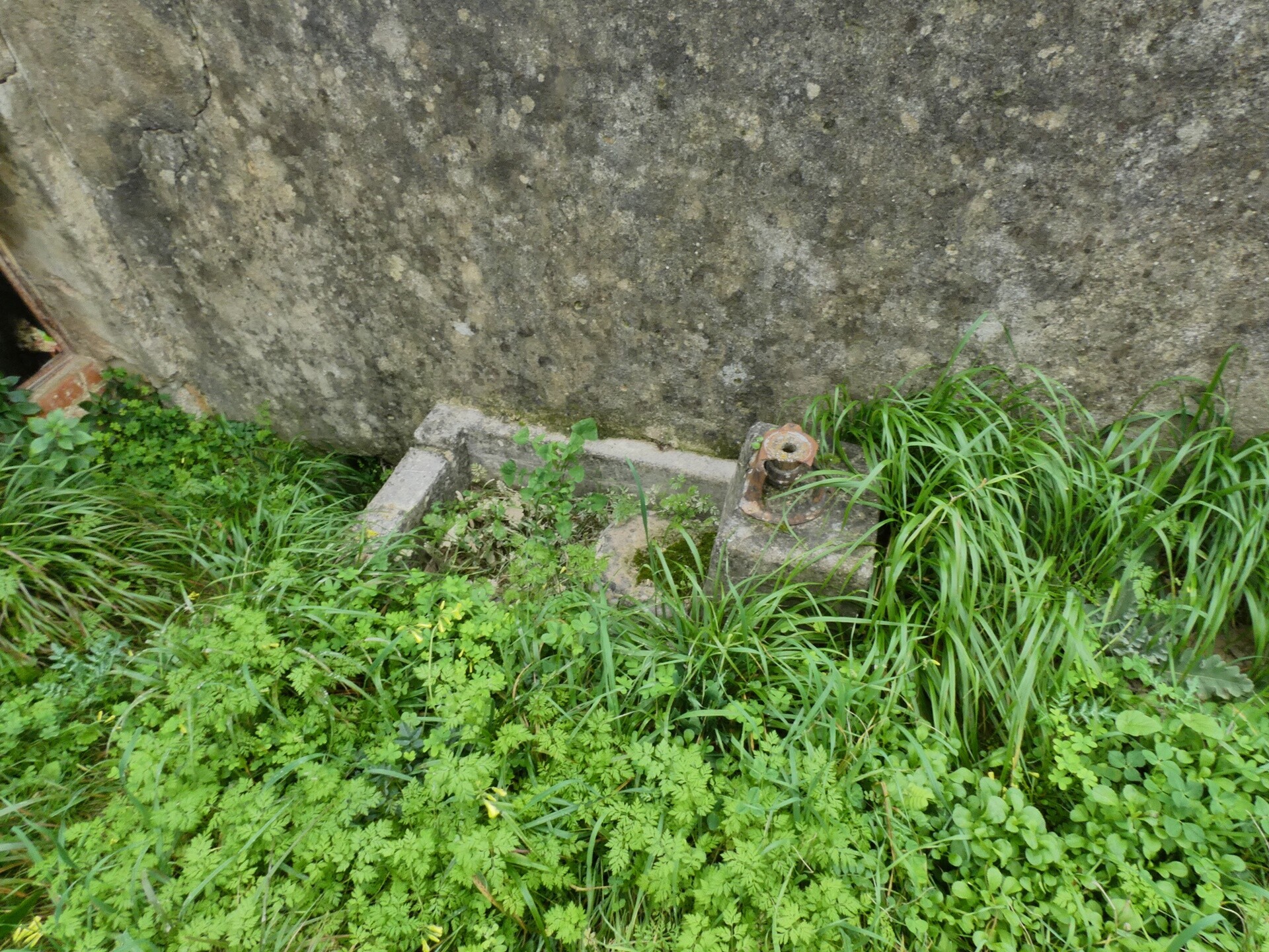 vila_franca_de_xira___a_dos_bispos___bomba_de_jarro_e_casa_da_mina_002