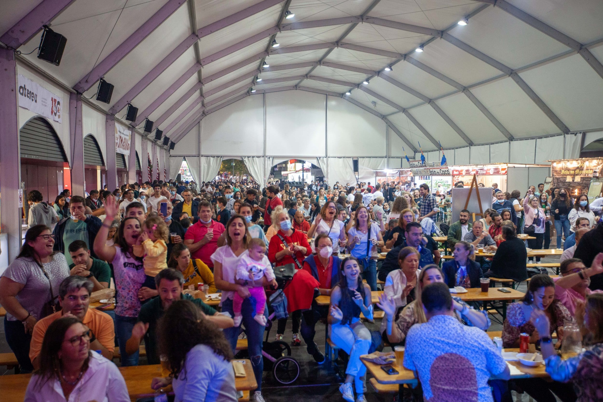 espetaculos_tenda_feira21_m_m__8851_min