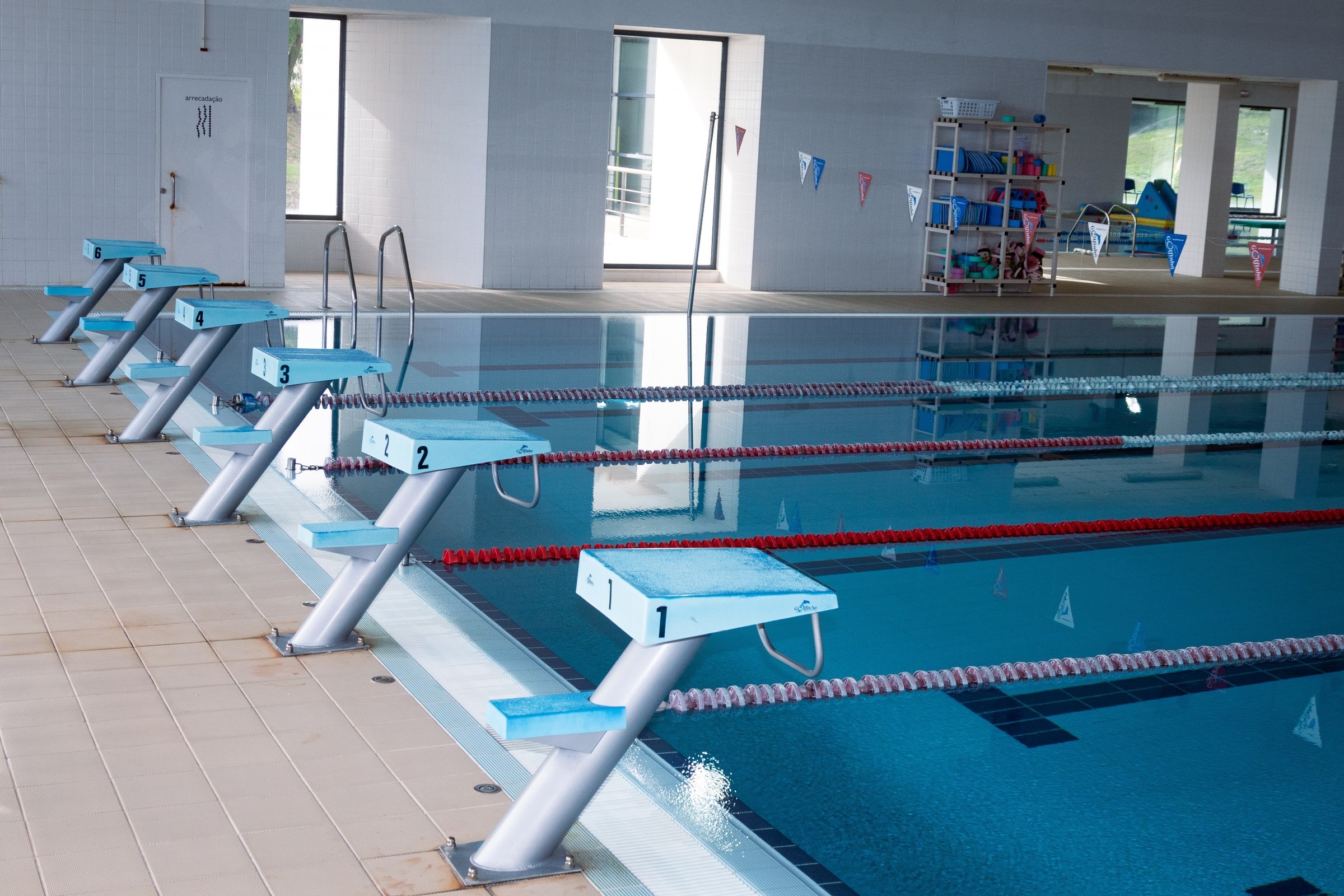 equipamentops_desportivos___piscina_9177