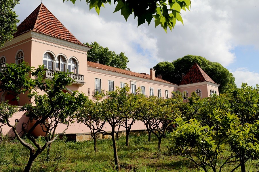 Alojamento_municipal_Palacio_Sobralinho_exterior1