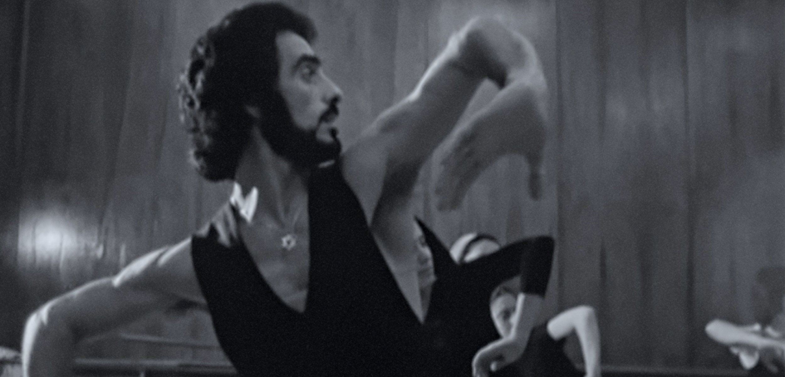  "Um Corpo que Dança | Ballet Gulkenkian 1965-2005", de Marco Martins
