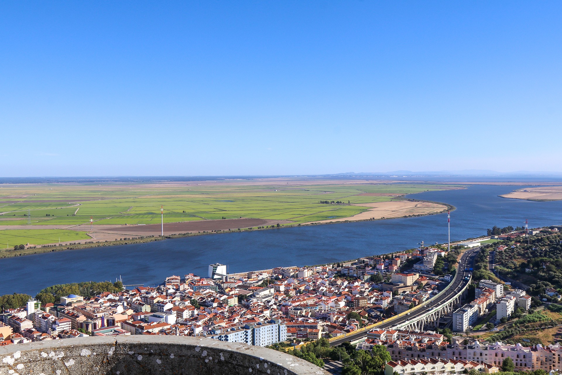 Município de Vila Franca de Xira organiza caminhada ao Miradouro do “Monte Gordo”, em Vila Franca...