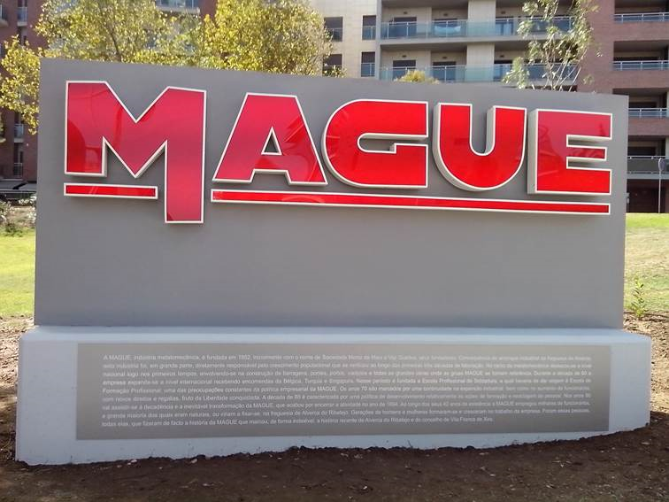 Presidente da Câmara Municipal de Vila Franca de Xira, Alberto Mesquita, inaugura Memorial da MAG...