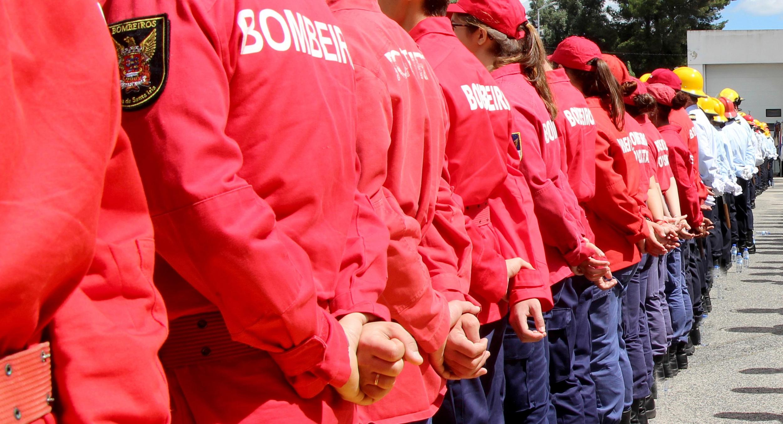 Câmara Municipal de Vila Franca de Xira reforça Grupos de Intervenção Permanente nos Bombeiros Vo...