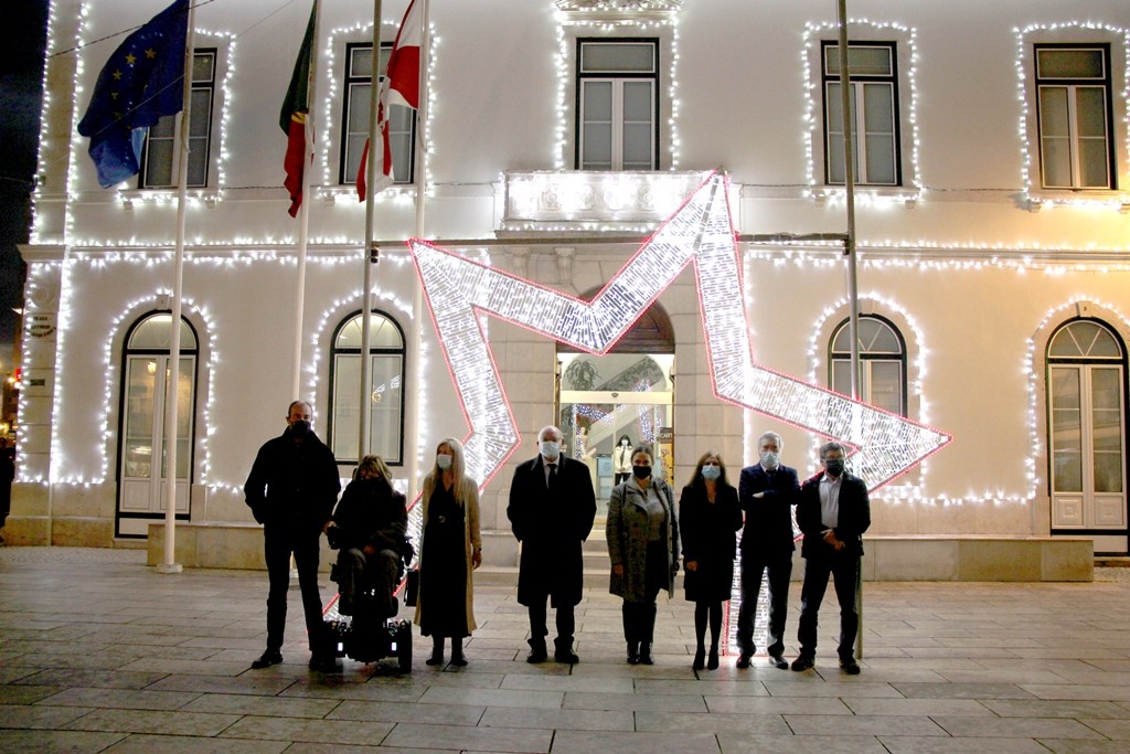 Já se acenderam as luzes de Natal em Vila Franca de Xira