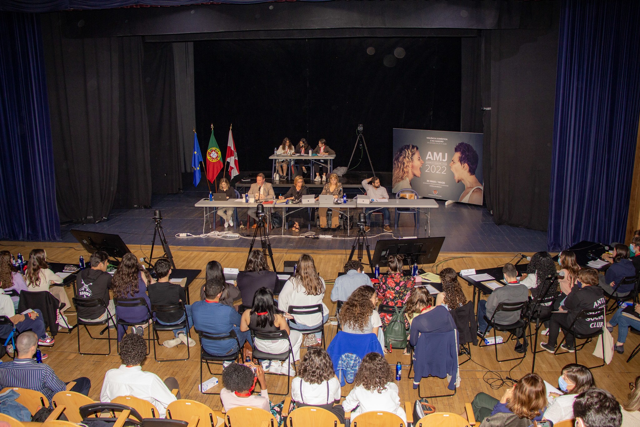 Assembleia Municipal Jovem promoveu o debate sobre o tema “Violência Doméstica e no Namoro”