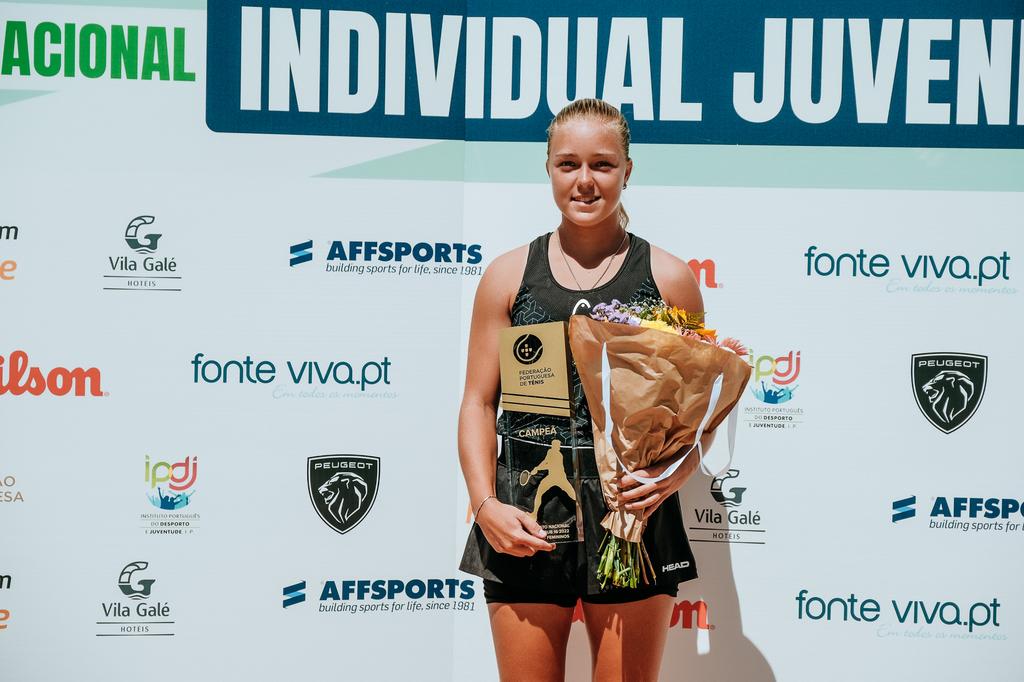 Angelina Voloshchuk do HEAD Clube de Ténis de Alverca é Tri Campeã Nacional de Ténis