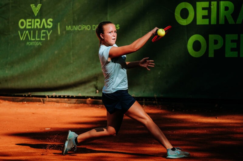 Angelina Voloshchuk em destaque no Campeonato Nacional de Ténis