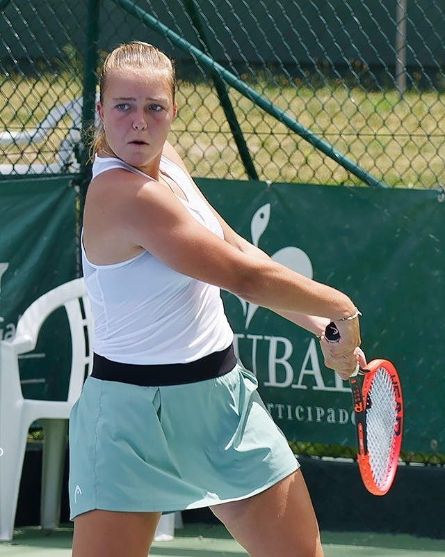 Angelina Voloshchuk entra no ranking WTA de Ténis