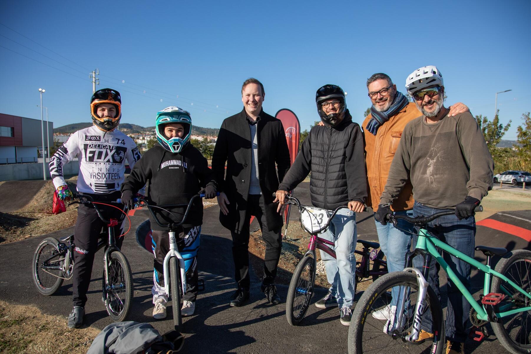Circuito de "Pump Track" na Póvoa de Santa Iria é nova opção para a prática desportiva