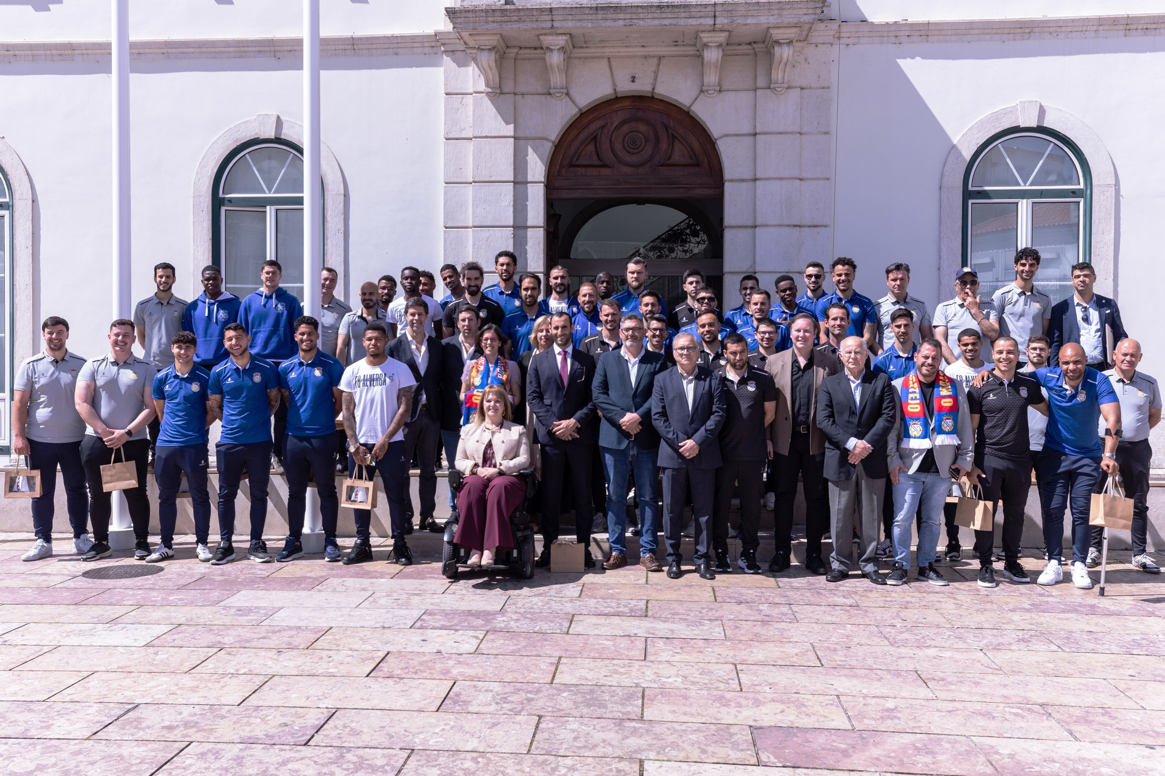 FC Alverca recebido na Câmara Municipal de Vila Franca de Xira para celebrar conquista da subida ...