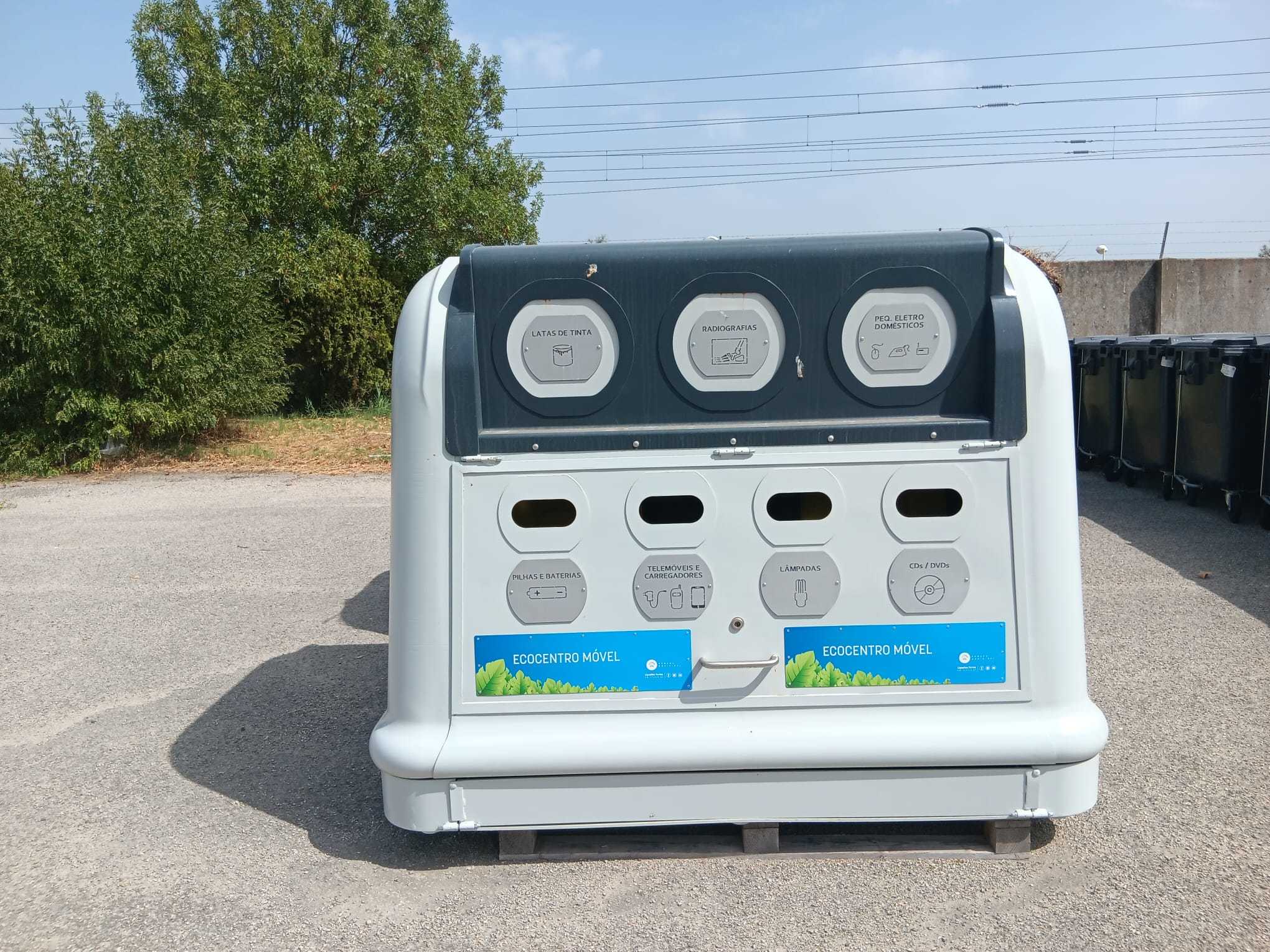 Ecocentros móveis disponíveis em vários pontos do Concelho
