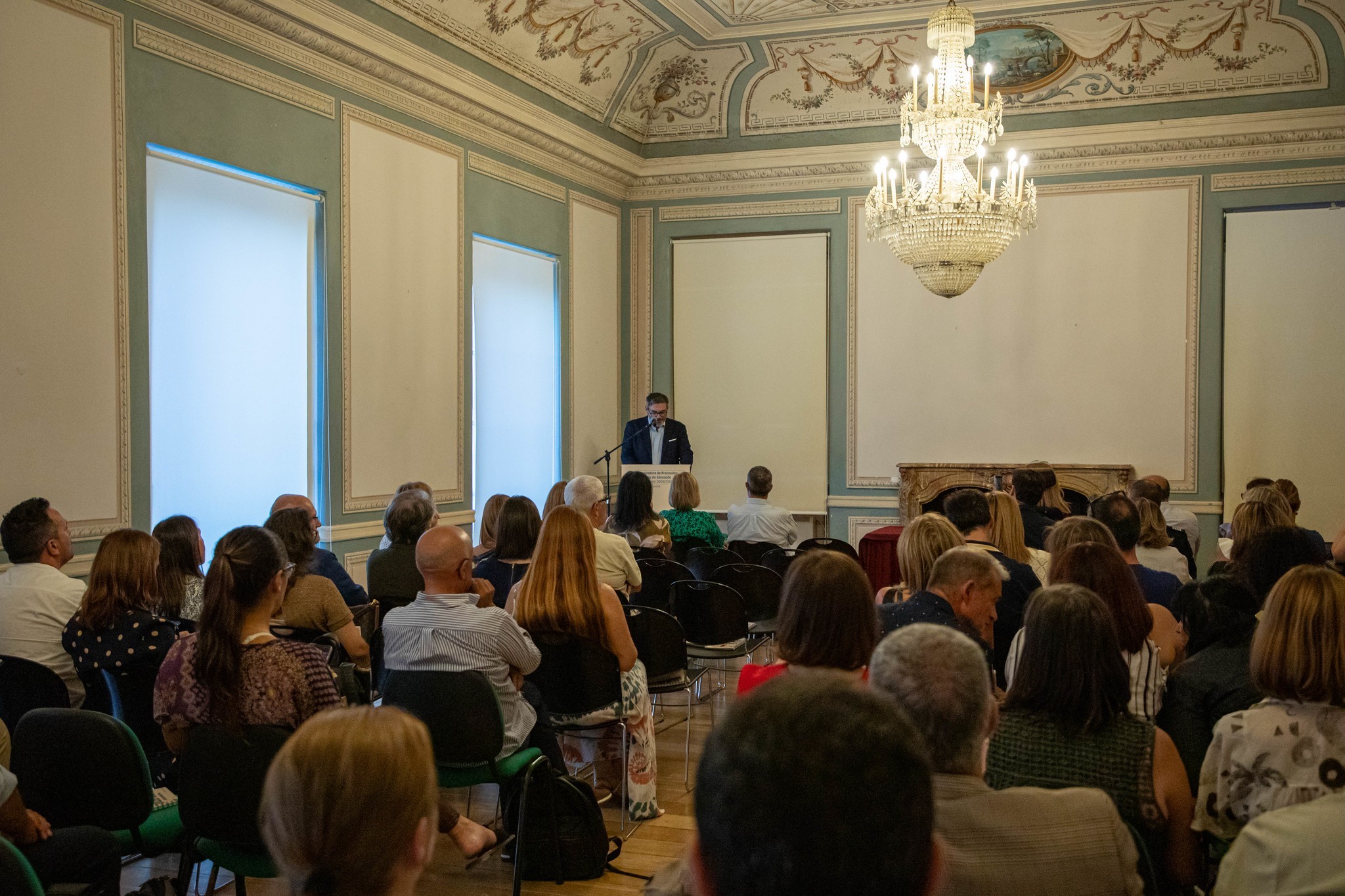 Município de Vila Franca de Xira e comunidade educativa assinam protocolos de parcerias para o an...