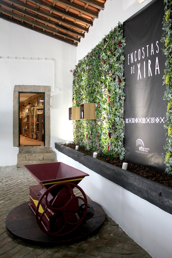 Loja dos Vinhos “Encostas de Xira”